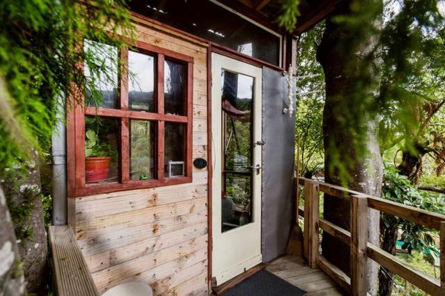 The Treehut At The Rabbithole, Upper Hutt 호텔 Akatarawa 외부 사진