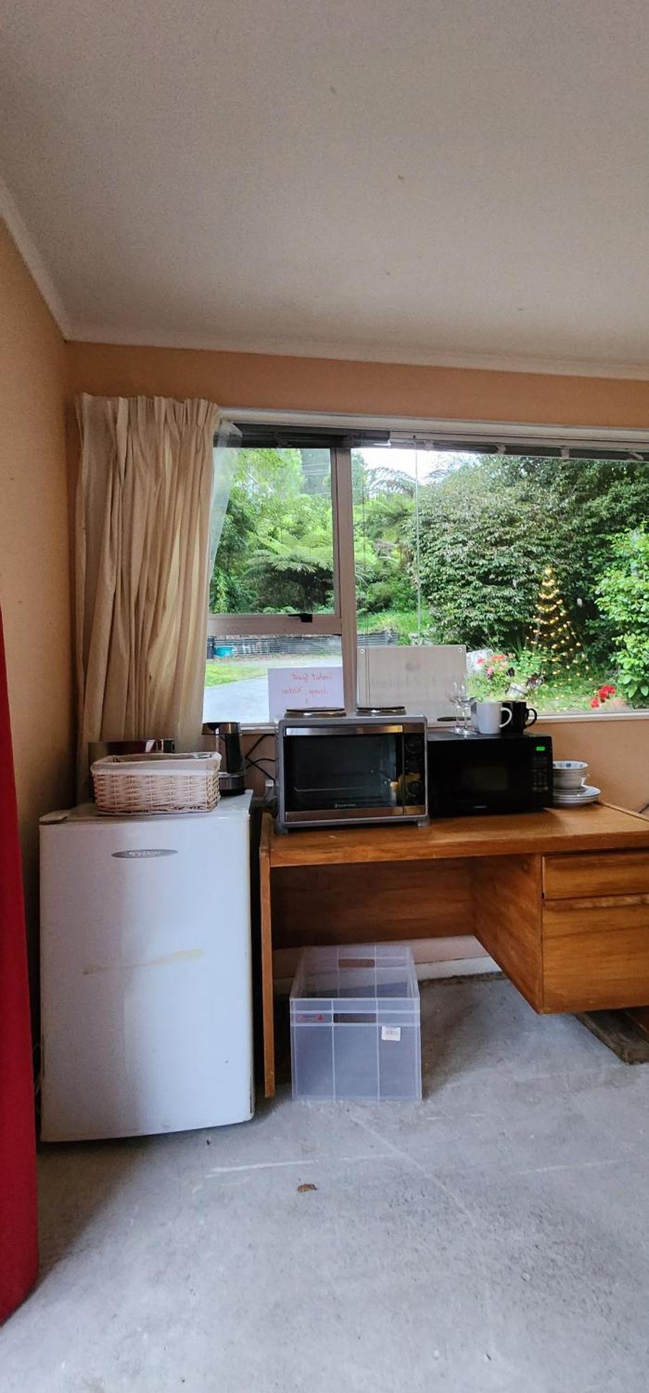 The Treehut At The Rabbithole, Upper Hutt 호텔 Akatarawa 외부 사진